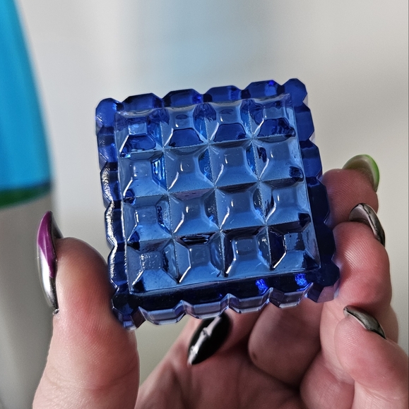 Cobalt Blue UV Reactive Salt Cellar - Picture 4 of 7